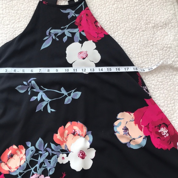 Charlotte Russe | Floral Midi Dress - Picture 6 of 7